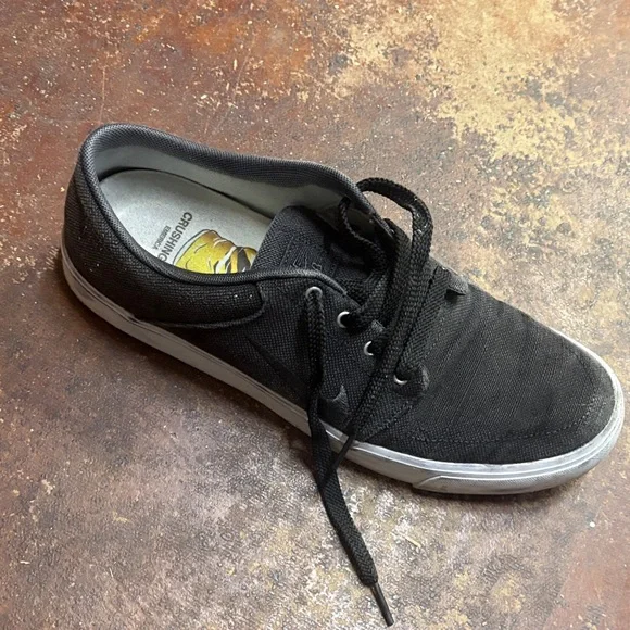 Nike SB Black Canvas Low-Top Sneakers - Picture 4 of 7